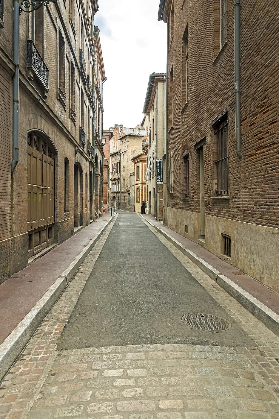 13 Rue Madeleine