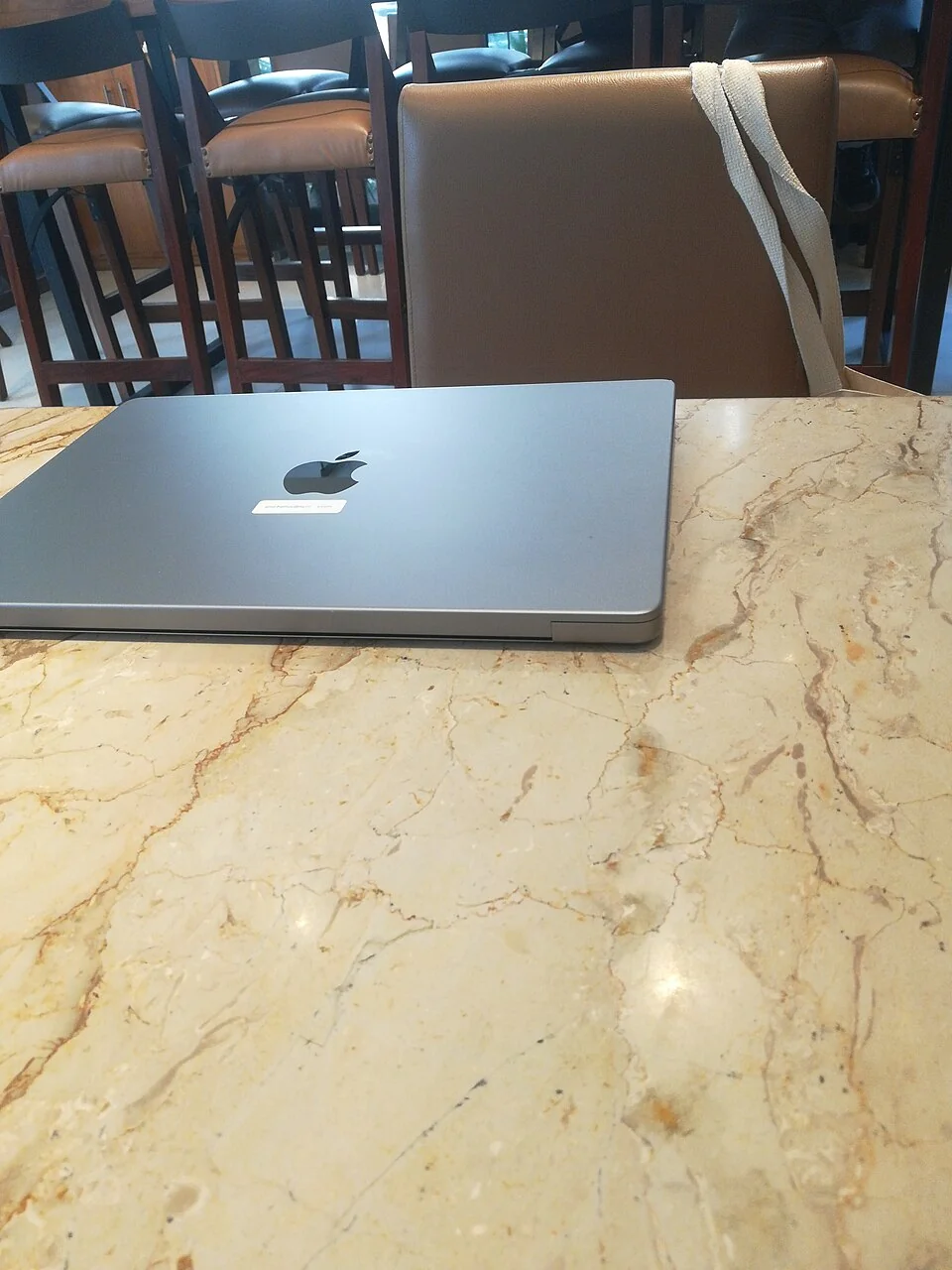 Apple MacBook Pro 14 (M3 Pro)