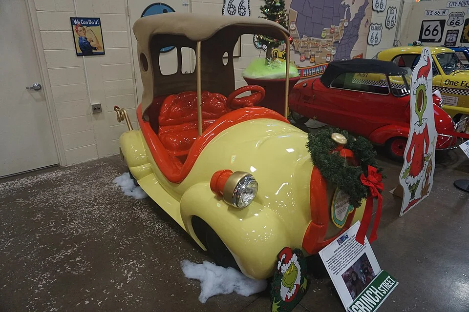 Dr. Seuss' How the Grinch Stole Christmas