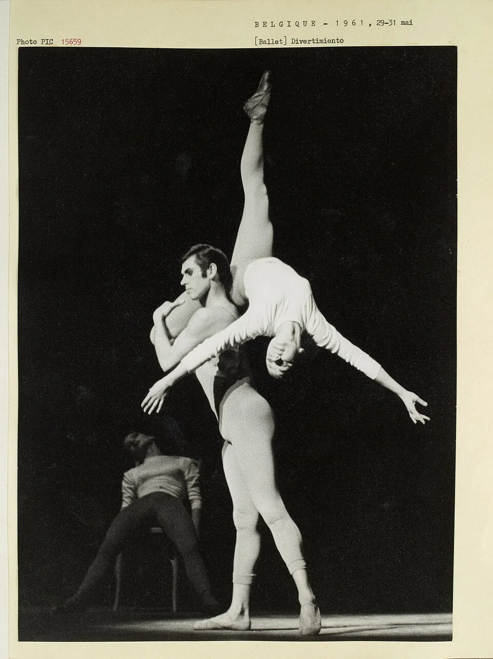 Divertimento No. 15