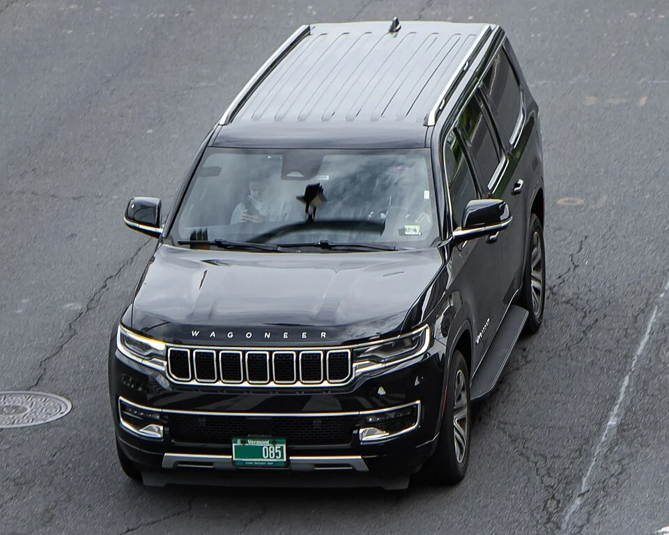 Jeep Wagoneer