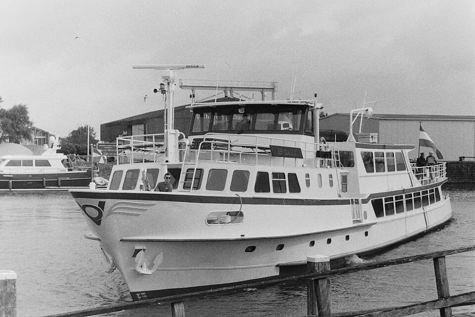 Kentmere Pan 100
