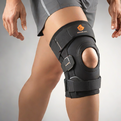 Shock Doctor Ultra Knee Support with Bilateral Hinges