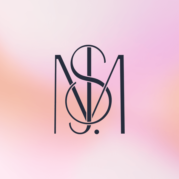 A Court of Thorns and Roses by Sarah J. Maas