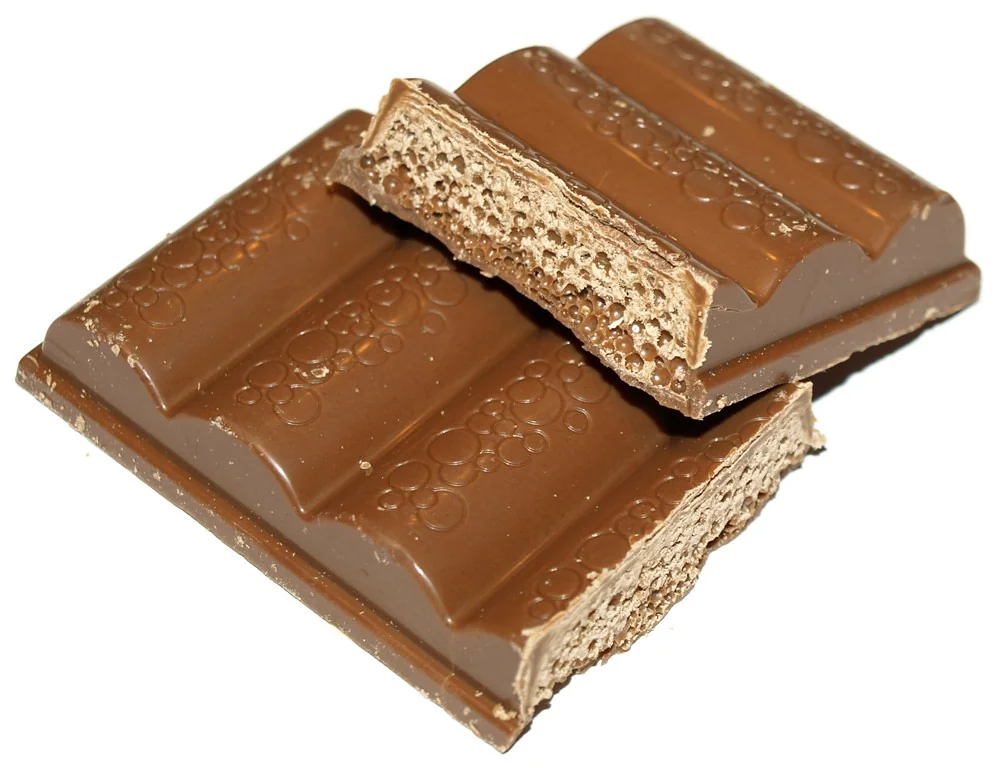 AERO Bubbles Milk Chocolate
