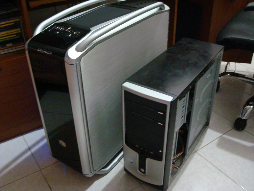 Cooler Master Cosmos 1000