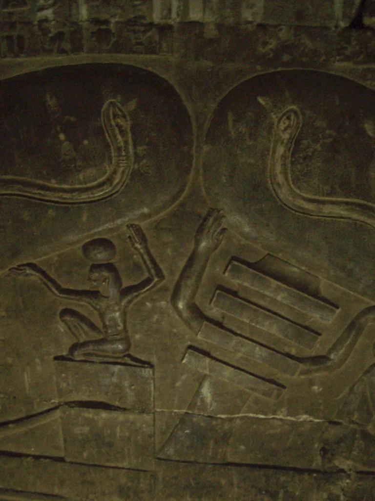 Dendera Light Relief