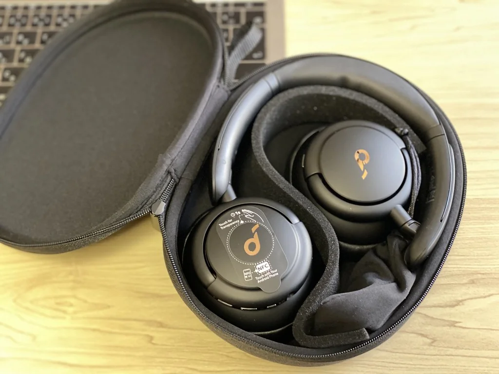Soundcore by Anker Life Q30