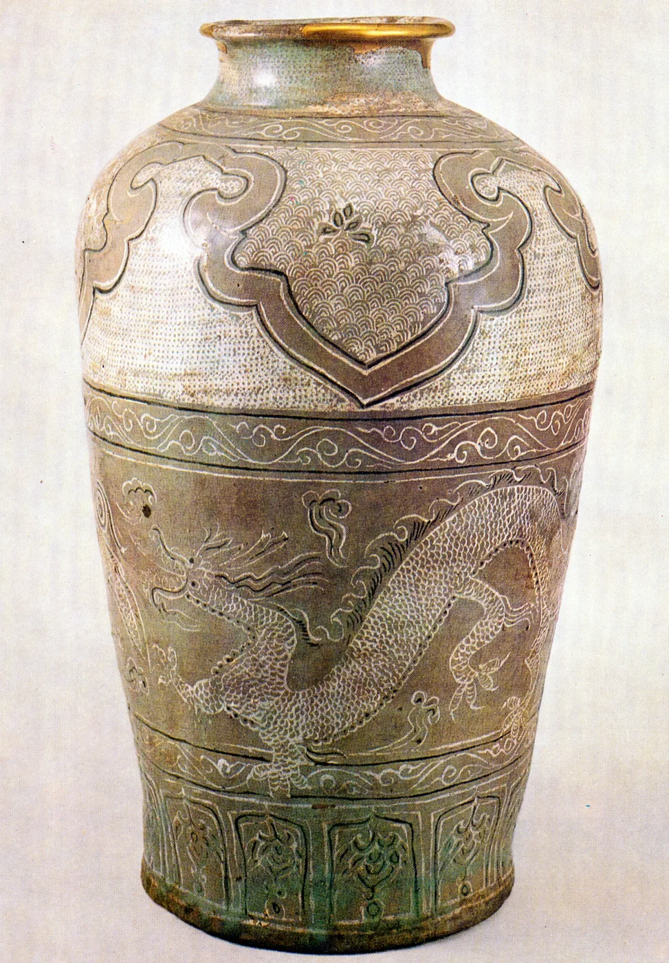 Buncheong Ware