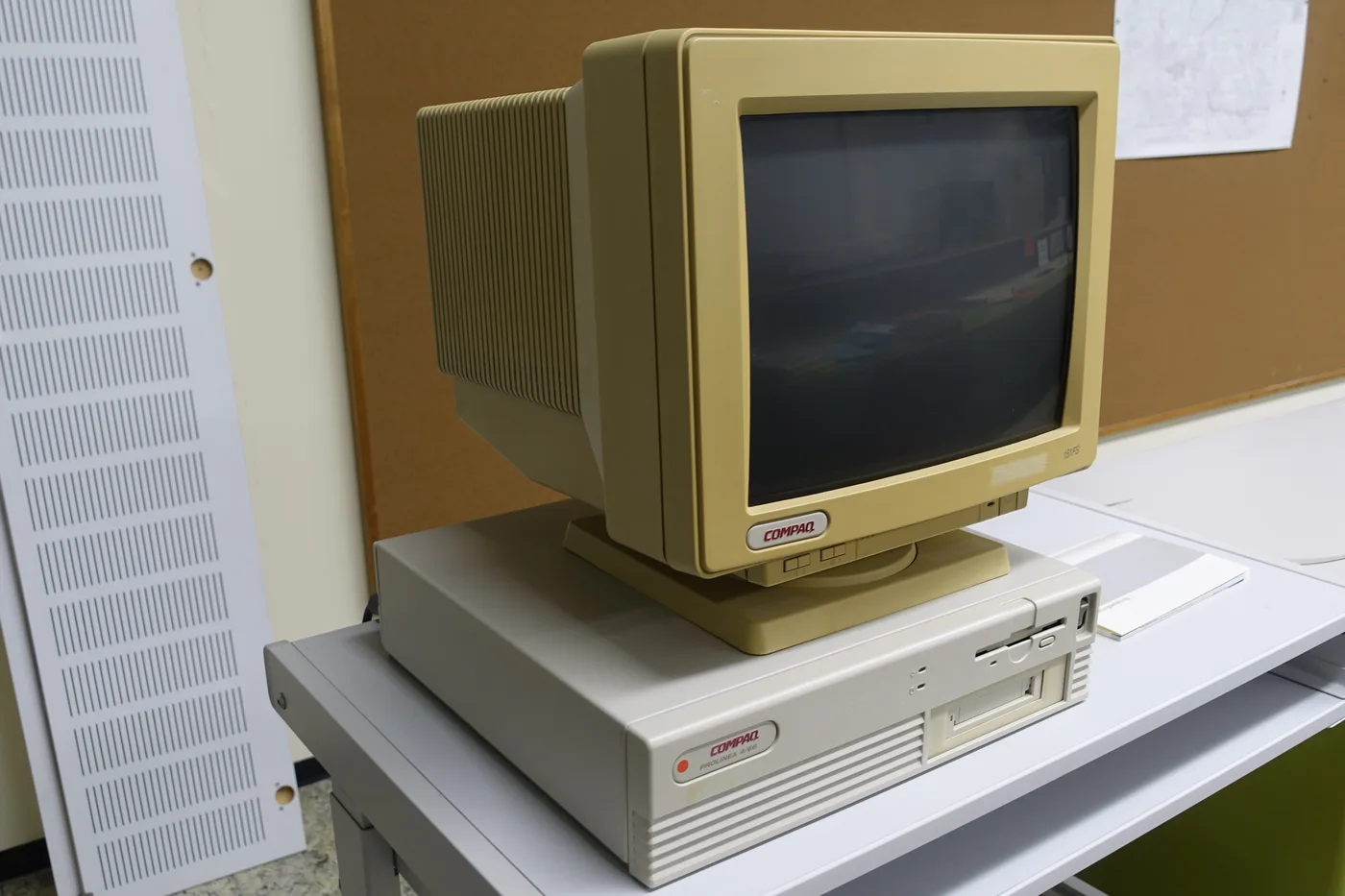 Compaq ProLinea 4/33