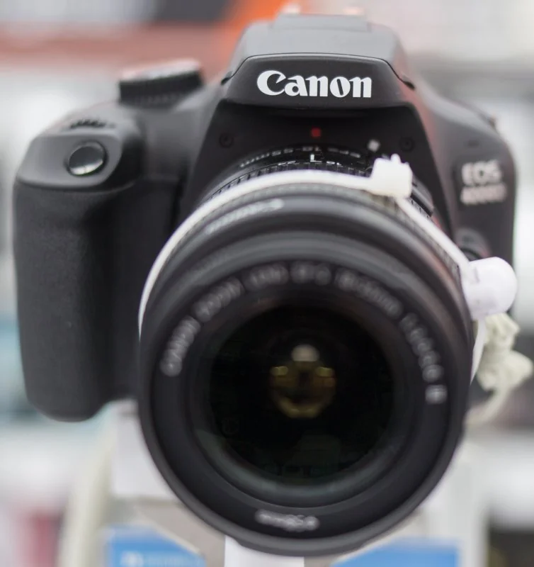 Canon EOS Rebel T100