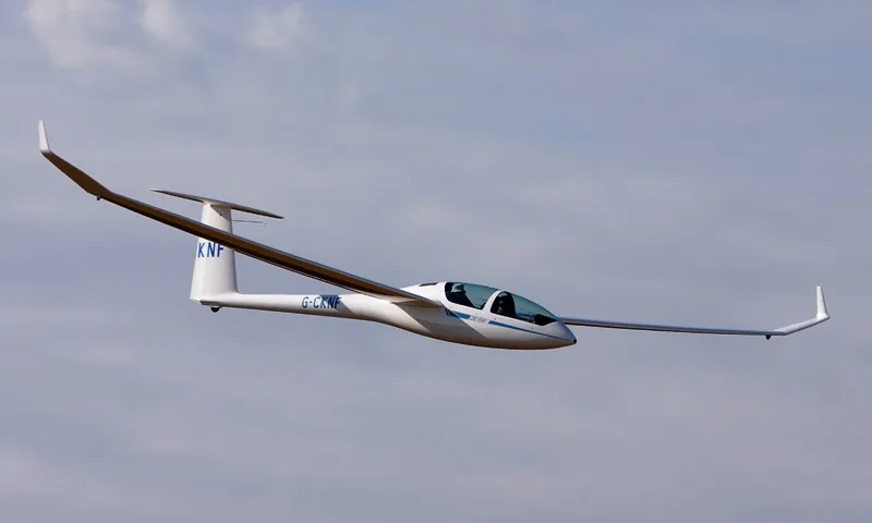 DG Flugzeugbau DG-1000S