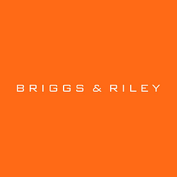 Briggs & Riley Baseline Large Expandable Spinner