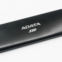 ADATA SE760