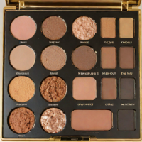 Anastasia Beverly Hills Soft Glam