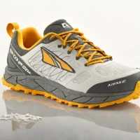Altra Lone Peak 8