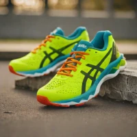 ASICS NOVABLAST 5