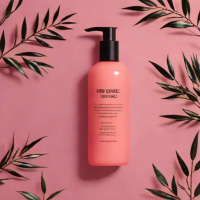 Boy Smells Hair Gloss Shampoo