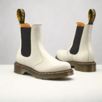 Dr. Martens 2976 Chelsea Boot
