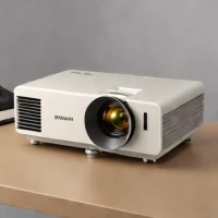 Epson EpiqVision Mini EF12