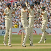 England vs Australia (Ashes cricket)
