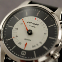 Hamilton Field Quartz with Distinct Dial