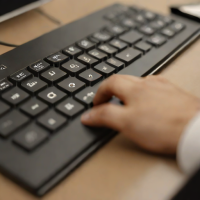 Keychron K4