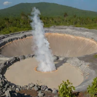 Lokon-Empung fumaroles