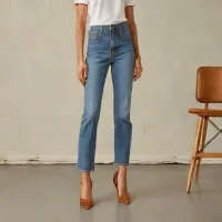 Levi's Wedgie Straight Jeans