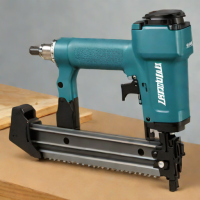MakPac Pneumatic Framing Nailer (Mid-Range)