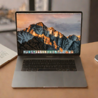 MacBook Pro 14 (M1 Pro, 10-Core CPU, 16-Core GPU, 16GB RAM)
