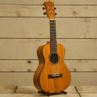 Oscar Schmidt OU1000 Concert Ukulele