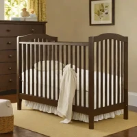 Pottery Barn Kids Kendall Fixed Gate Crib