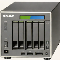 QNAP HS-453D