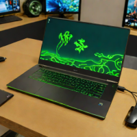 Razer Blade 18 (2025)