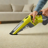 Ryobi P1817 Cordless Hand Vacuum