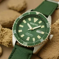 Seiko Prospex Solar SNE593