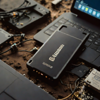 Samsung T7 Shield