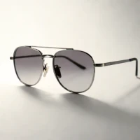 Silhouette Titan Minimal Art Sun 8692