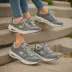 Skechers Relaxed Fit: D'Lux Walker - Fresh Finesse