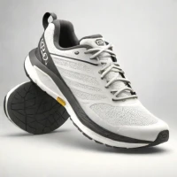 Topo Athletic Ultrafly 5