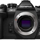 OLYMPUS OM-D E-M1 Mark III 