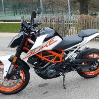 KTM 390 Duke