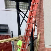 Little Giant 18-Foot Fiberglass Ladder