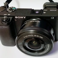 Sony Alpha a6400