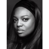 Pat McGrath Labs Divine Hair Serum Shampoo